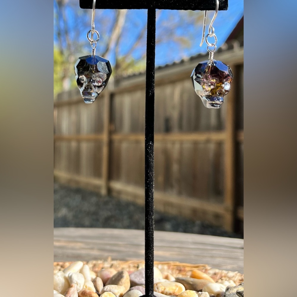 Skull earrings